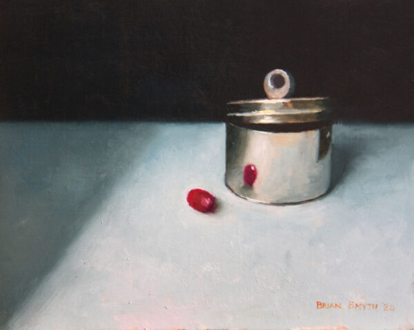 Silver pot and grape